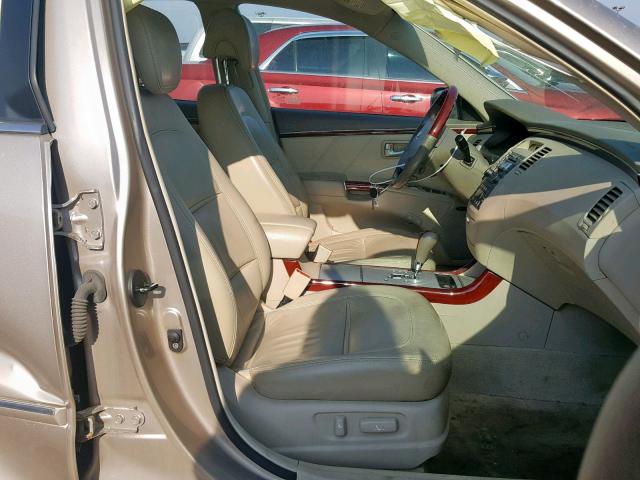 KMHFC46FX6A086873 - 2006 HYUNDAI AZERA SE GOLD photo 5