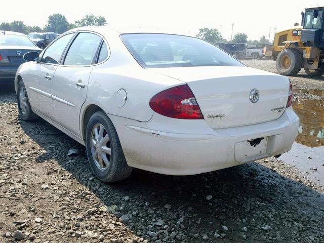 2G4WD582161183709 - 2006 BUICK LACROSSE C WHITE photo 3