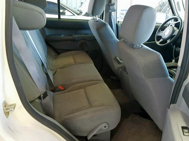1J8HG48N66C132024 - 2006 JEEP COMMANDER WHITE photo 6