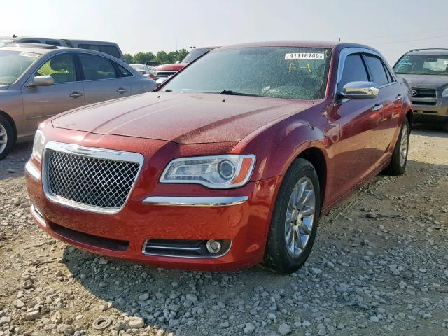 2C3CCACGXCH138829 - 2012 CHRYSLER 300 LIMITE RED photo 2