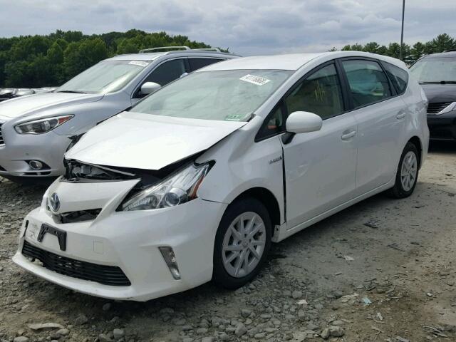 JTDZN3EU0C3171579 - 2012 TOYOTA PRIUS V WHITE photo 2