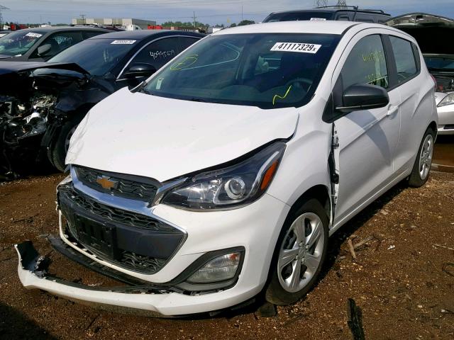 KL8CB6SA3KC700072 - 2019 CHEVROLET SPARK LS WHITE photo 2