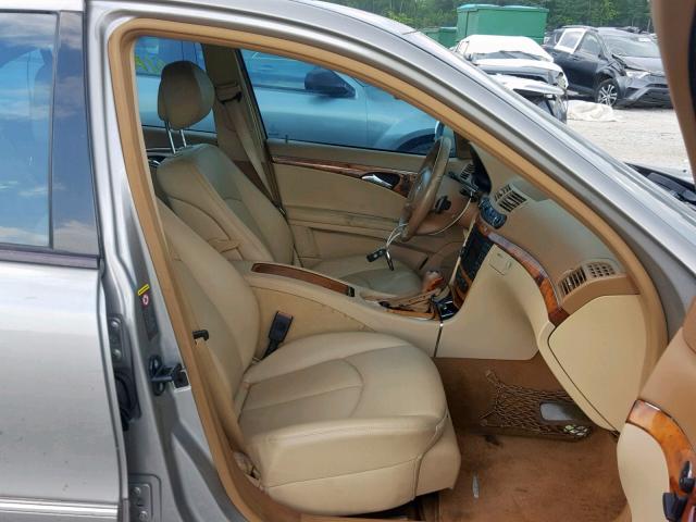 WDBUF56X79B362439 - 2009 MERCEDES-BENZ E 350 BEIGE photo 5