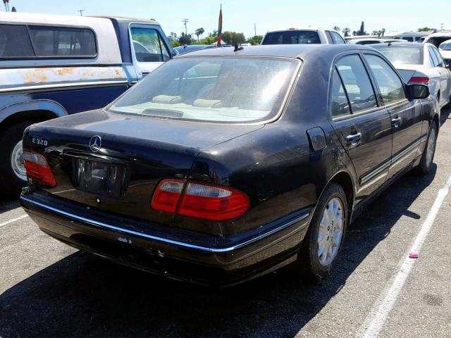 WDBJF65J01B318762 - 2001 MERCEDES-BENZ E 320 BLACK photo 4