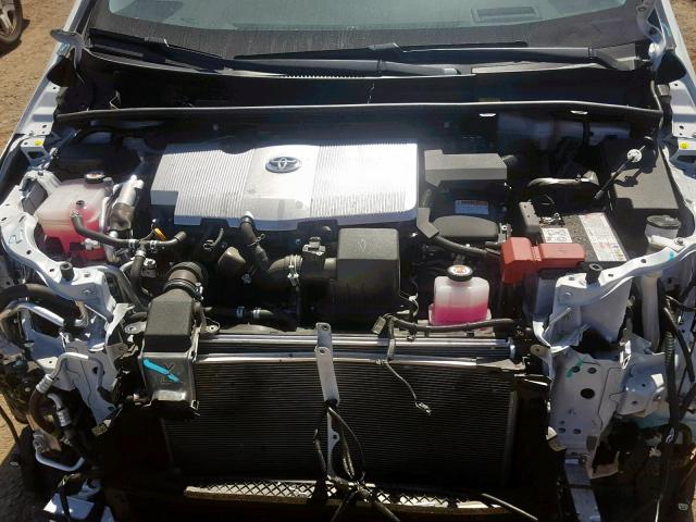 JTDKARFP5H3066343 - 2017 TOYOTA PRIUS PRIM 白色 照片 7