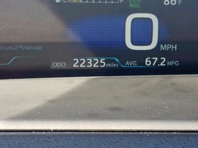 JTDKARFP5H3066343 - 2017 TOYOTA PRIUS PRIM 白色 照片 8