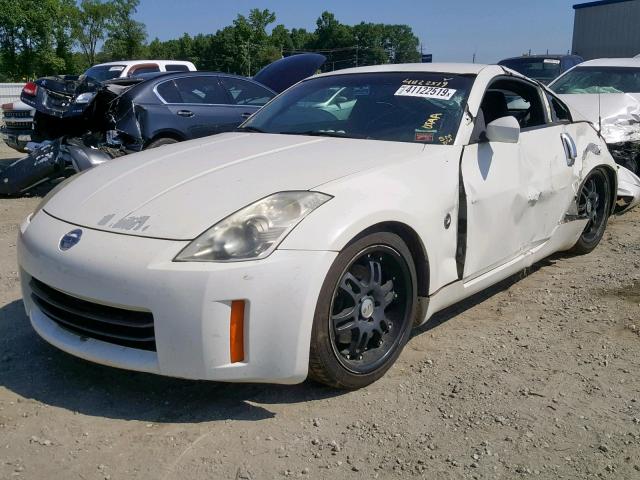 JN1AZ34D16M300627 - 2006 NISSAN 350Z COUPE WHITE photo 2