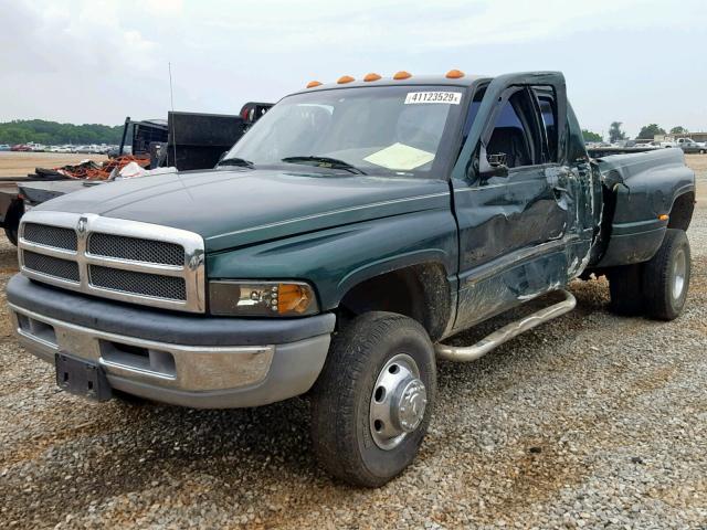 1B7MF336X1J605365 - 2001 DODGE RAM 3500 GREEN photo 2