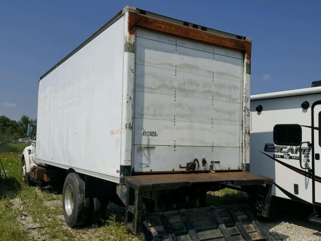 3FDNF65552MA29520 - 2002 FORD F650 SUPER WHITE photo 3