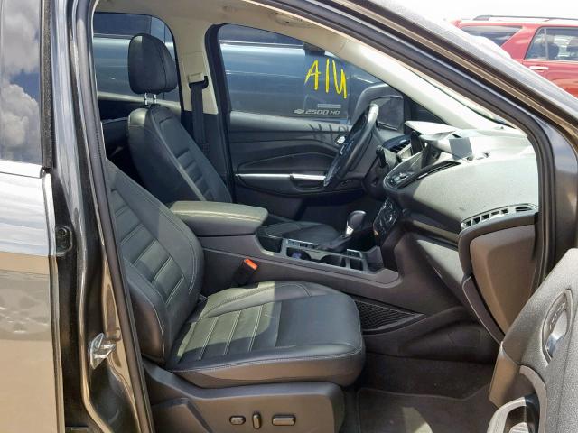 1FMCU0J94HUC34124 - 2017 FORD ESCAPE TIT GRAY photo 5