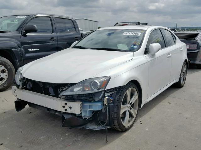 JTHBF5C25C5160186 - 2012 LEXUS IS 250 WHITE photo 2