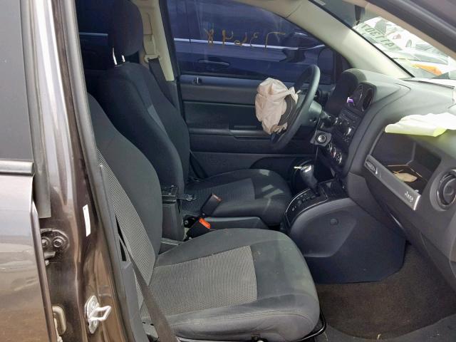 1C4NJDBB3ED927003 - 2014 JEEP COMPASS SP ნაცრისფერი ფოტო 5