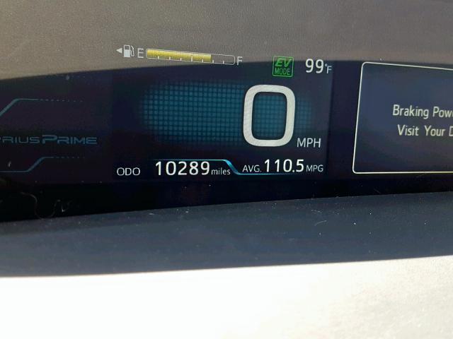 JTDKARFP6H3063161 - 2017 TOYOTA PRIUS PRIM 红色 照片 8