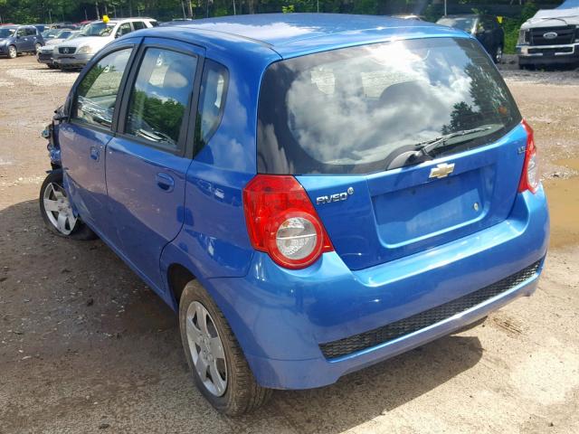 KL1TD66E99B692419 - 2009 CHEVROLET AVEO LS BLUE photo 3