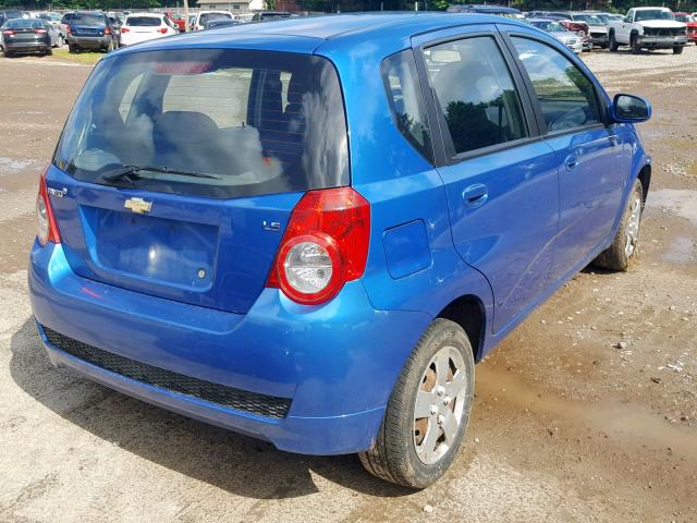 KL1TD66E99B692419 - 2009 CHEVROLET AVEO LS BLUE photo 4