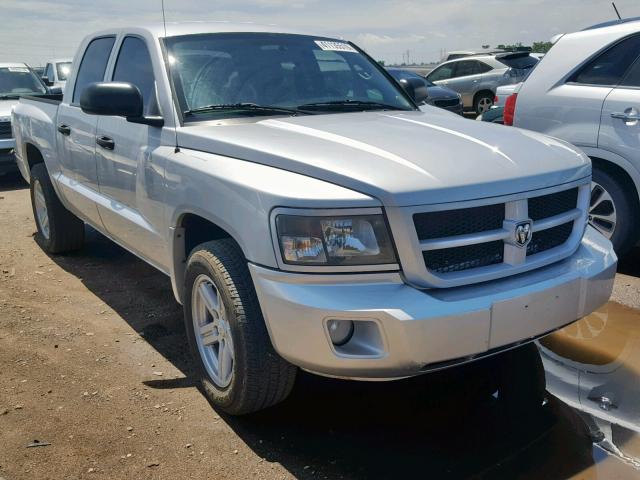 1D7CE3GP1AS104723 - 2010 DODGE DAKOTA SXT SILVER photo 1