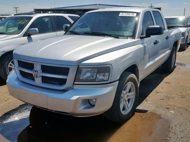 1D7CE3GP1AS104723 - 2010 DODGE DAKOTA SXT SILVER photo 2