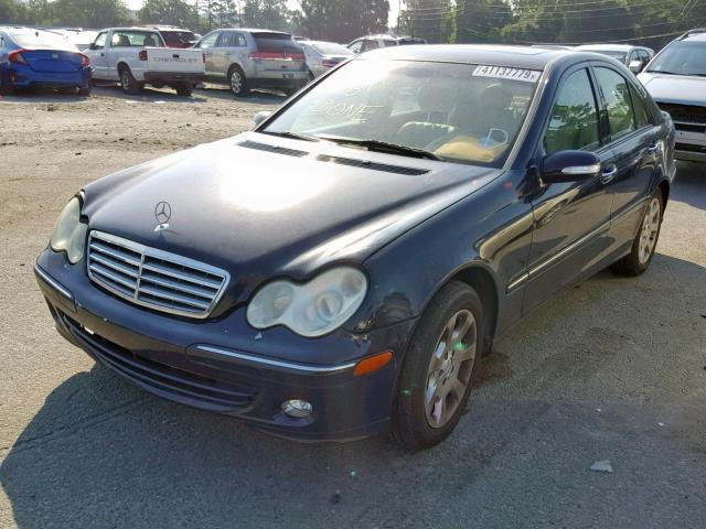 WDBRF84J25F641872 - 2005 MERCEDES-BENZ C 320 4MAT BLUE photo 2