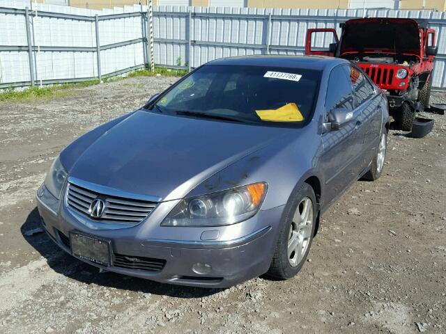 JH4KB163X5C800576 - 2005 ACURA RL GRAY photo 2