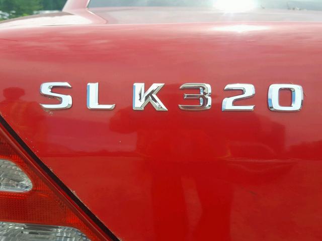 WDBKK65FX1F212355 - 2001 MERCEDES-BENZ SLK 320 RED photo 9