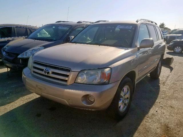 JTEGP21A640023863 - 2004 TOYOTA HIGHLANDER GOLD photo 2