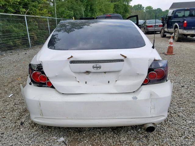 JTKDE167X80229397 - 2008 TOYOTA SCION TC WHITE photo 9