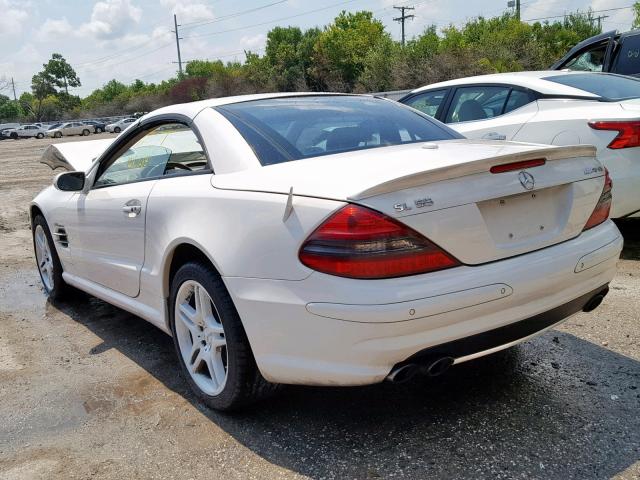 WDBSK72F87F118932 - 2007 MERCEDES-BENZ SL 55 AMG WHITE photo 3