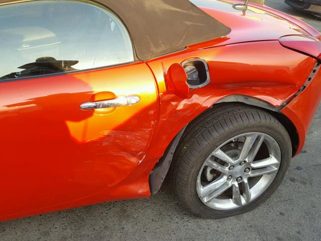 1G2MZ35B29Y104771 - 2009 PONTIAC SOLSTICE S ORANGE photo 9