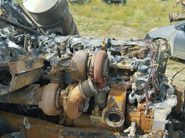 1XKWDB9X54J052755 - 2004 KENWORTH CONSTRUCTI BURN photo 7