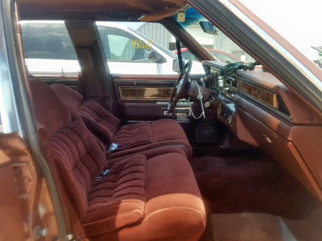 1LNBP94F8CY637002 - 1982 LINCOLN TOWN CAR GOLD photo 5