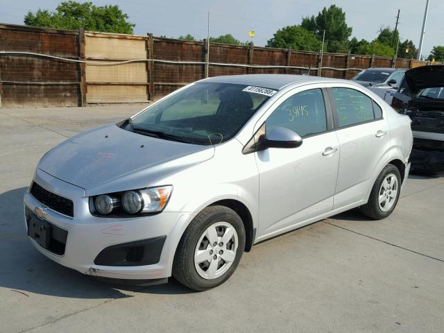 1G1JA5SH5E4206036 - 2014 CHEVROLET SONIC LS 银色 照片 2