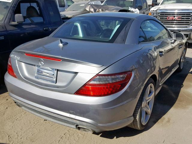 WDDPK4HA5CF041356 - 2012 MERCEDES-BENZ SLK 250 SILVER photo 4