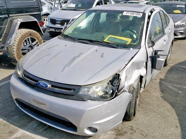 1FAHP3GN8AW257459 - 2010 FORD FOCUS SES SILVER photo 2