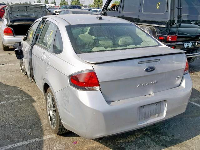 1FAHP3GN8AW257459 - 2010 FORD FOCUS SES SILVER photo 3