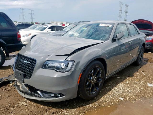 2C3CCAGG0KH648728 - 2019 CHRYSLER 300 S GRAY photo 2