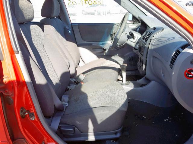 KMHCG45C25U592452 - 2005 HYUNDAI ACCENT GL RED photo 5