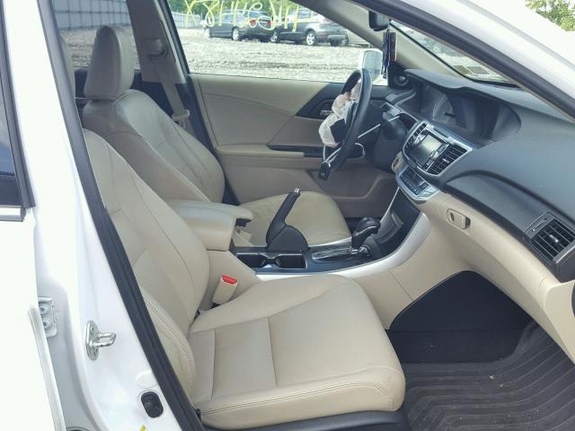 1HGCR3F81DA005193 - 2013 HONDA ACCORD EXL WHITE photo 5