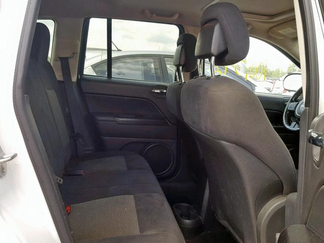 1J4NT1FA3BD246579 - 2011 JEEP COMPASS SP 白色 照片 6