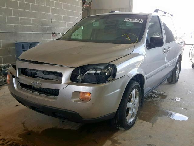 1GNDV33148D128584 - 2008 CHEVROLET UPLANDER L 银色 照片 2
