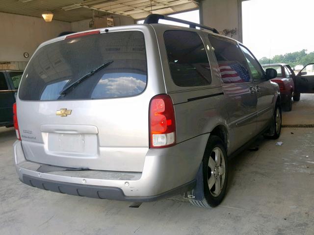 1GNDV33148D128584 - 2008 CHEVROLET UPLANDER L 银色 照片 4