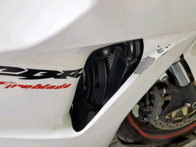 JH2SC57026M212040 - 2006 HONDA CBR1000 RR WHITE photo 14