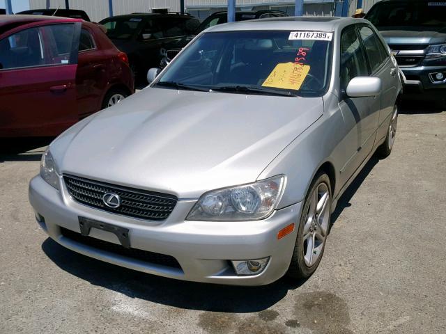 JTHBD192230080993 - 2003 LEXUS IS 300 SILVER photo 2