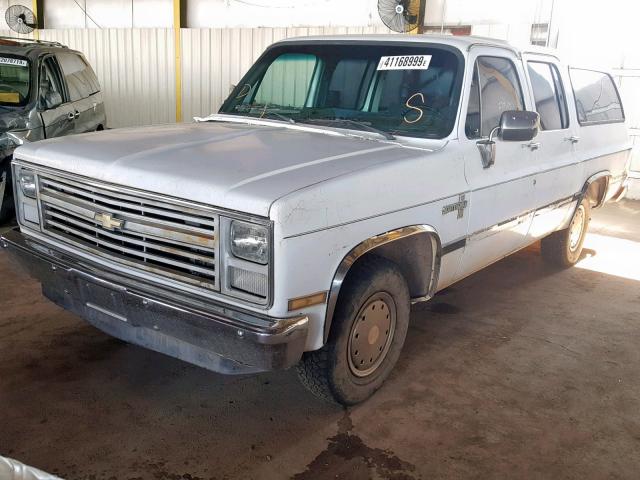 1GNER16H7HF111692 - 1987 CHEVROLET SUBURBAN R WHITE photo 2