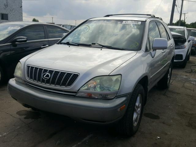 JTJHF10U830295568 - 2003 LEXUS RX 300 SILVER photo 2