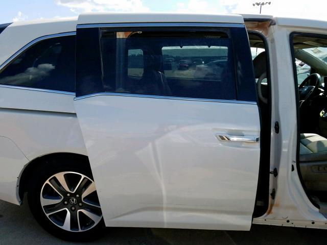 5FNRL5H98GB062899 - 2016 HONDA ODYSSEY TO WHITE photo 6