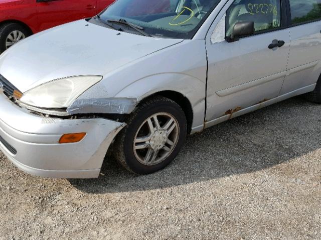 1FAFP3837YW324227 - 2000 FORD FOCUS ZTS SILVER photo 9