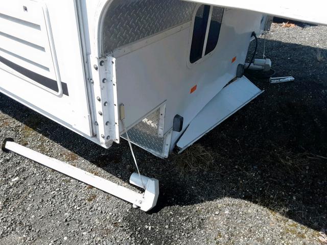 1NCG811S460105219 - 2006 ARCT FOX CAMPER WHITE photo 7