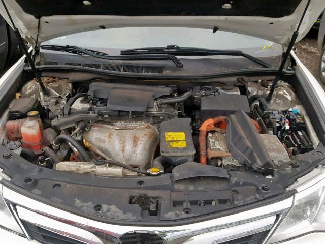 4T1BD1FK6DU070009 - 2013 TOYOTA CAMRY HYBR WHITE photo 7