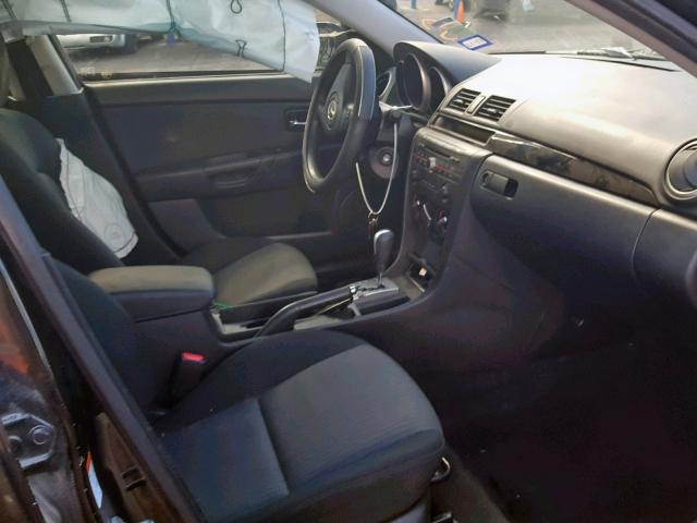 JM1BK32F481131721 - 2008 MAZDA 3 I BLACK photo 5