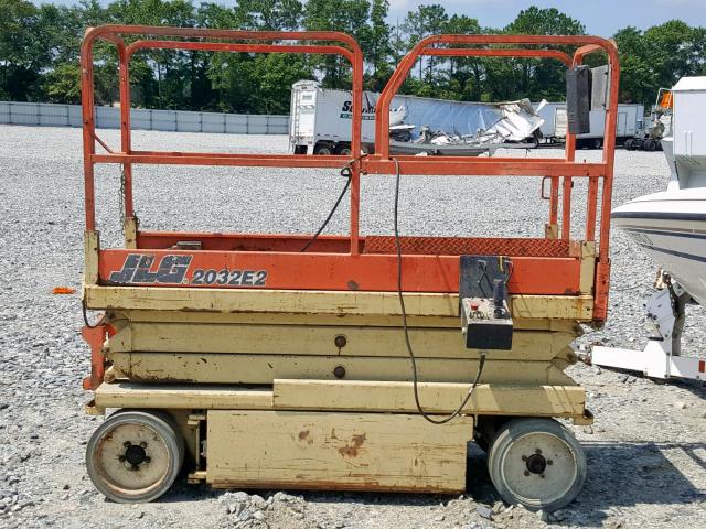 0200077151 - 2000 JLG SKYTRACK ORANGE photo 7